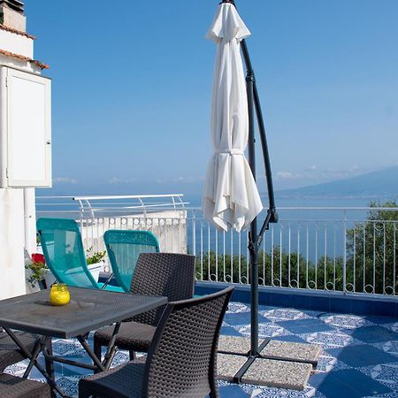 Ferienwohnung Blue 51 Vico Equense Exterior foto